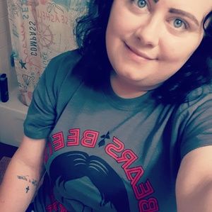 Meet your Posher, April